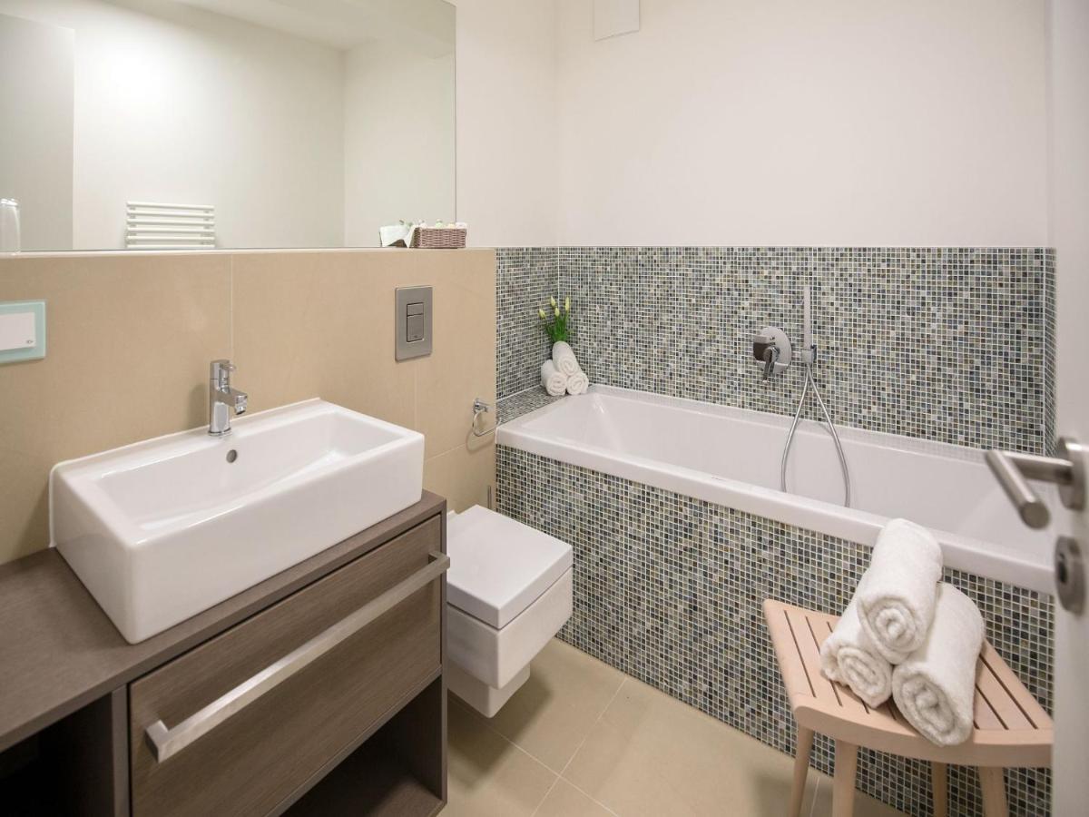 Duenenresidenz Prora - Ferienwohnung Mit Meerblick, 2 Schlafzimmern Und Balkon Np-403 บินซ์ ภายนอก รูปภาพ